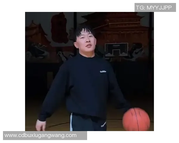 重庆足球场野球球星成名背后的故事与成长轨迹分析